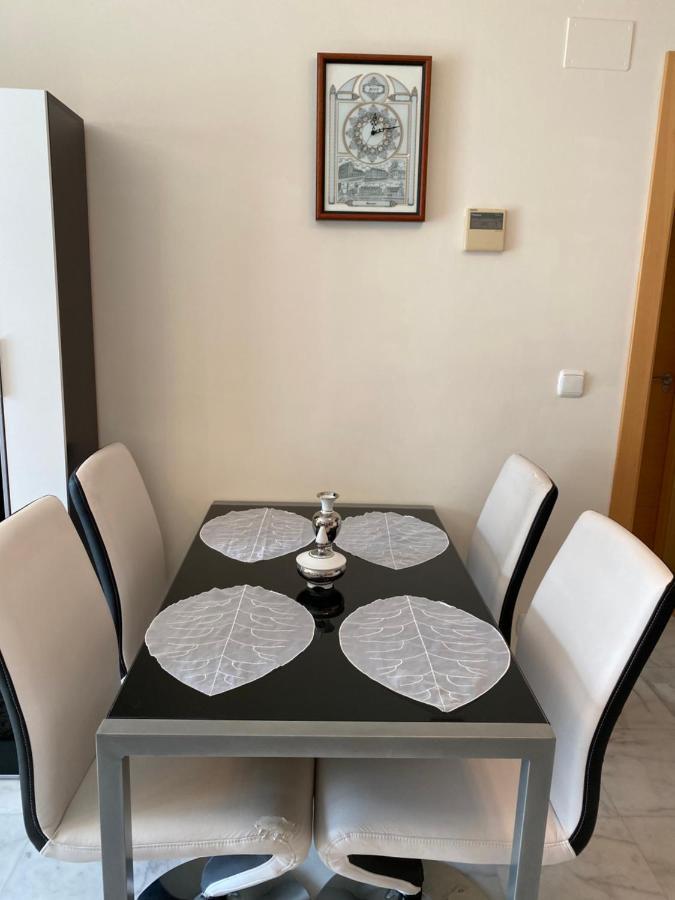 Apartamento Benidorm Con Piscina En La Playa กาลา เด ฟีเนสตรัต ภายนอก รูปภาพ