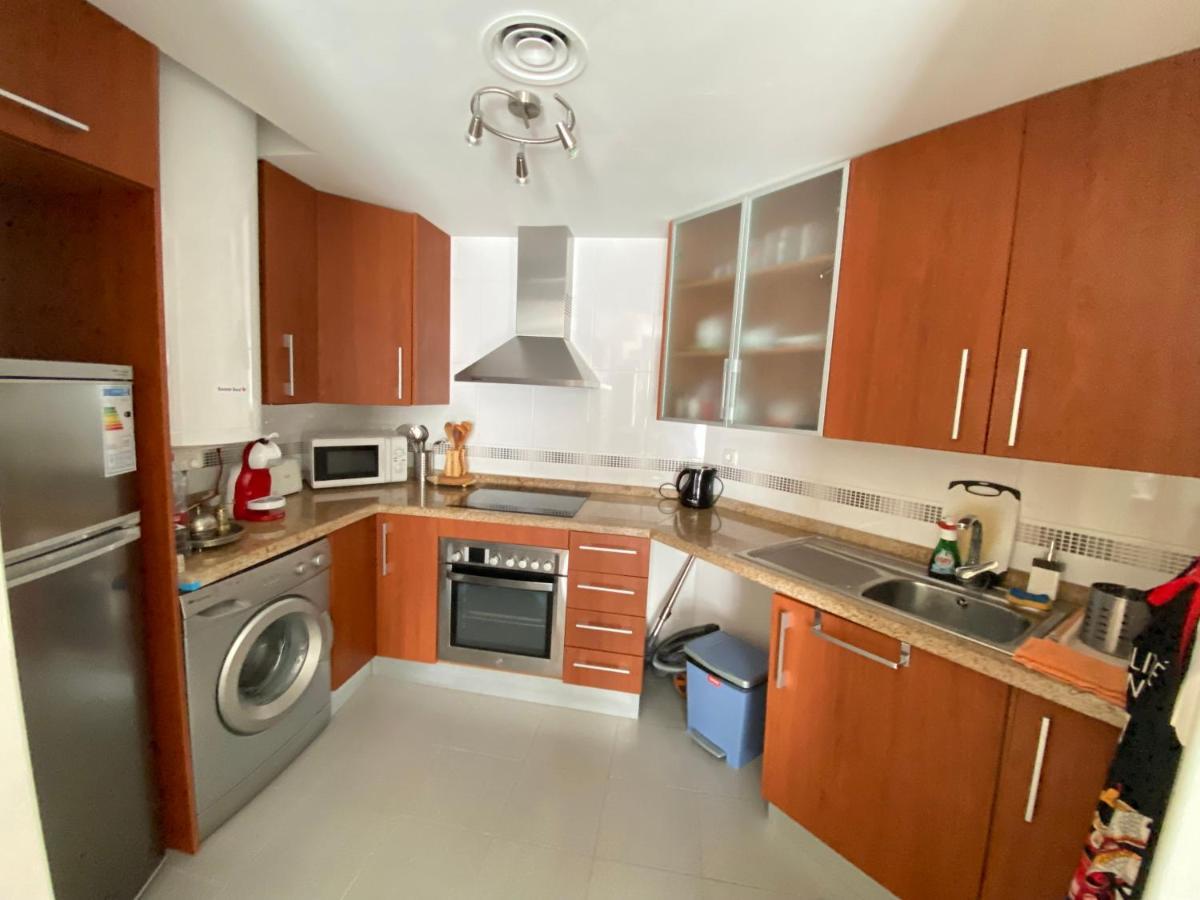 Apartamento Benidorm Con Piscina En La Playa กาลา เด ฟีเนสตรัต ภายนอก รูปภาพ