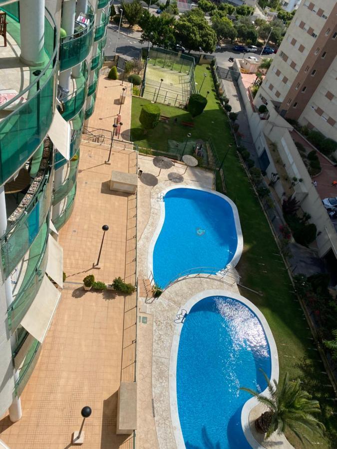 Apartamento Benidorm Con Piscina En La Playa กาลา เด ฟีเนสตรัต ภายนอก รูปภาพ